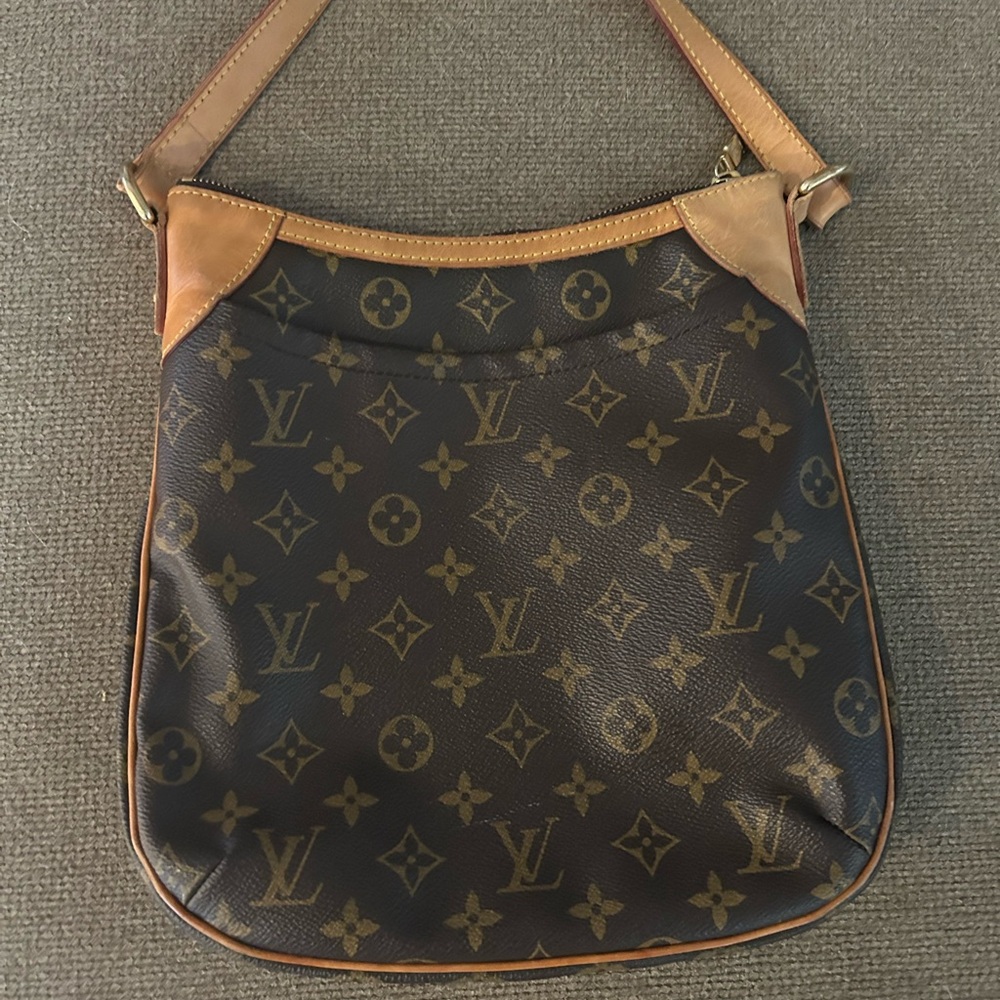 Authentic Louis Vuitton Odeon Crossbody